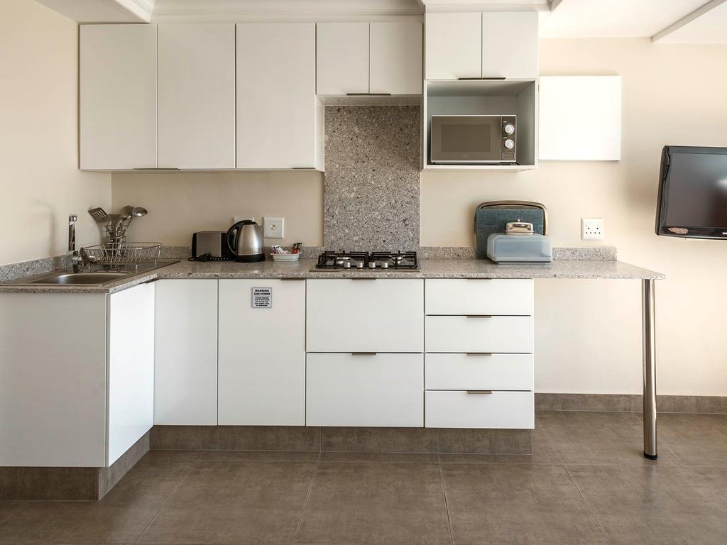 Inverness Cape Town Bagian luar foto